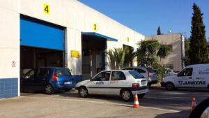 ITV Palma I Itevebasa en Polígon industrial de Son Castelló